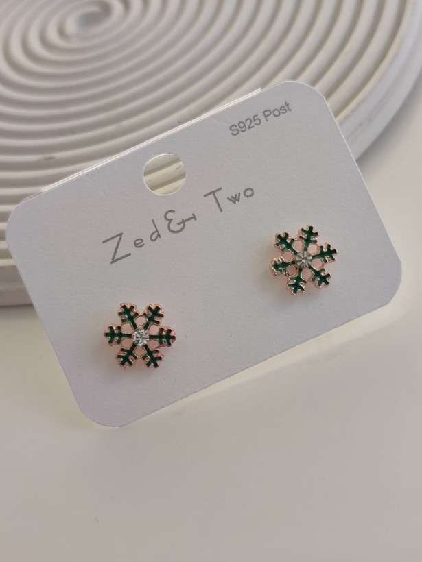 گوشواره میخی Zed & Two مدل Snowflake Crystal طرح دانه برف نگیندار