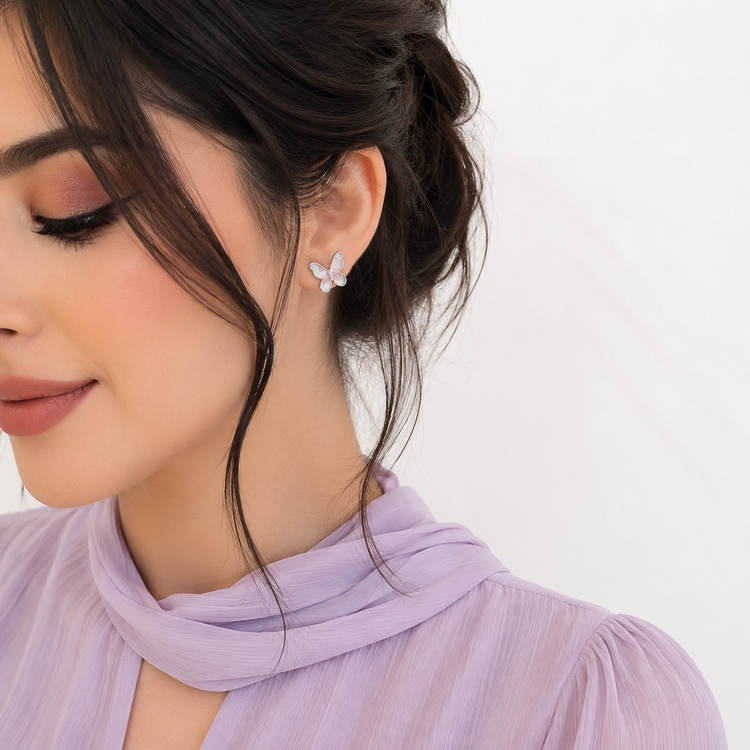 گوشواره میخی Zed & Two مدل Butterfly Enamel پروانهای مینیمال رنگی